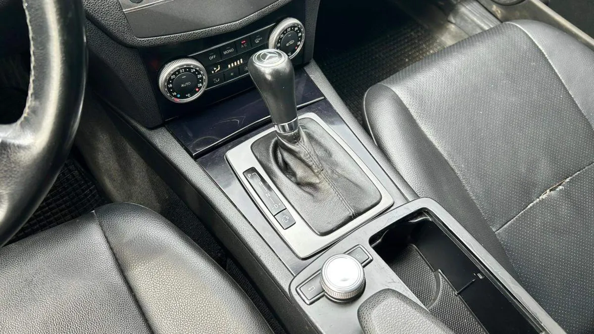 Mercedes-Benz C180 Cgi Blue Efficiency 1.8 Aut año 2011