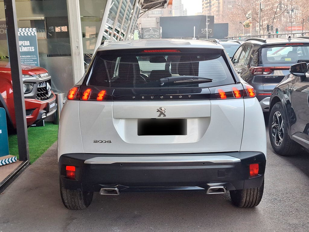 Peugeot 2008 1.2 Active Puretech año 2023