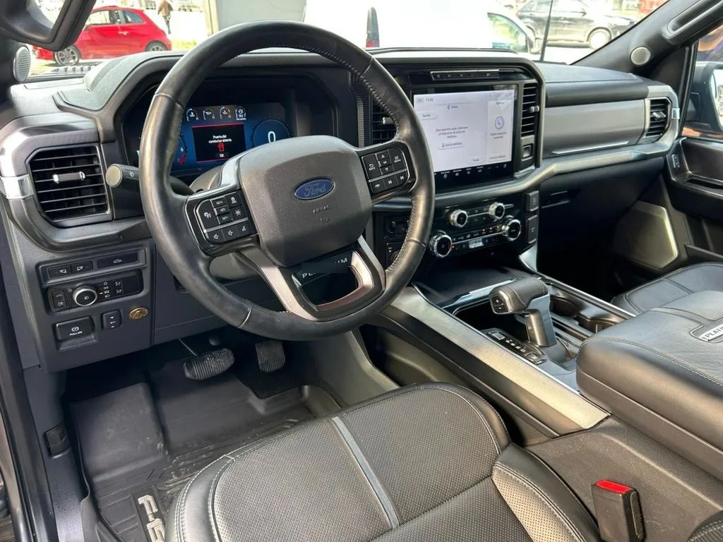 Ford F-150 Fhev Platinum 4x4 3.5 Aut año 2025