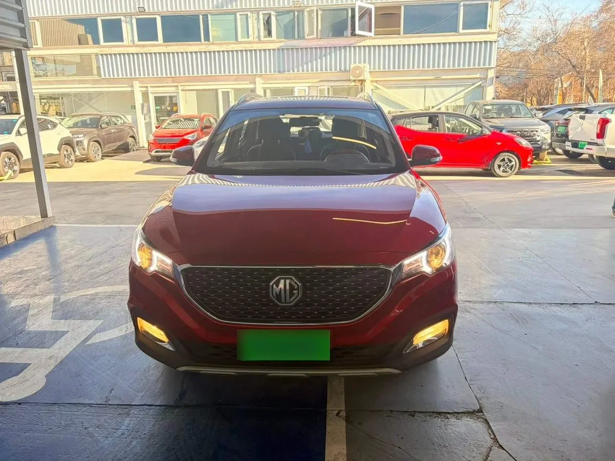 MG Mg Zs 1.5 Std 4x2 Mt 5p año 2023