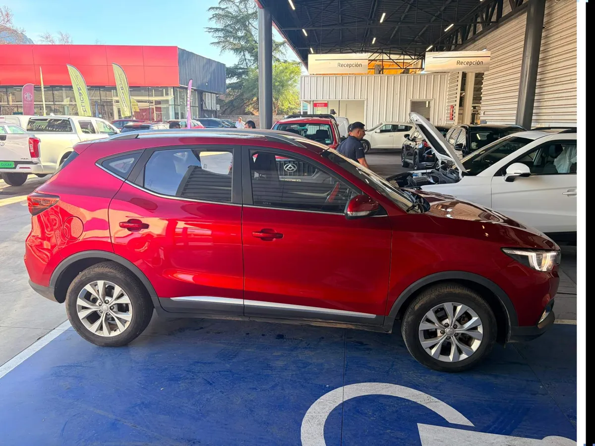MG Mg Zs 1.5 Std 4x2 Mt 5p año 2023