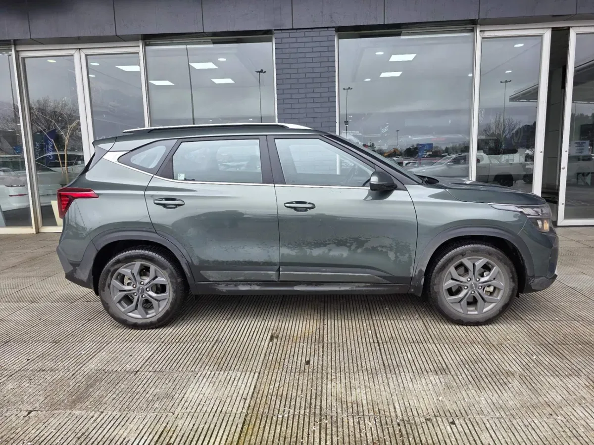 Kia Seltos 1.5 Ex 4x2 6mt 5p año 2025