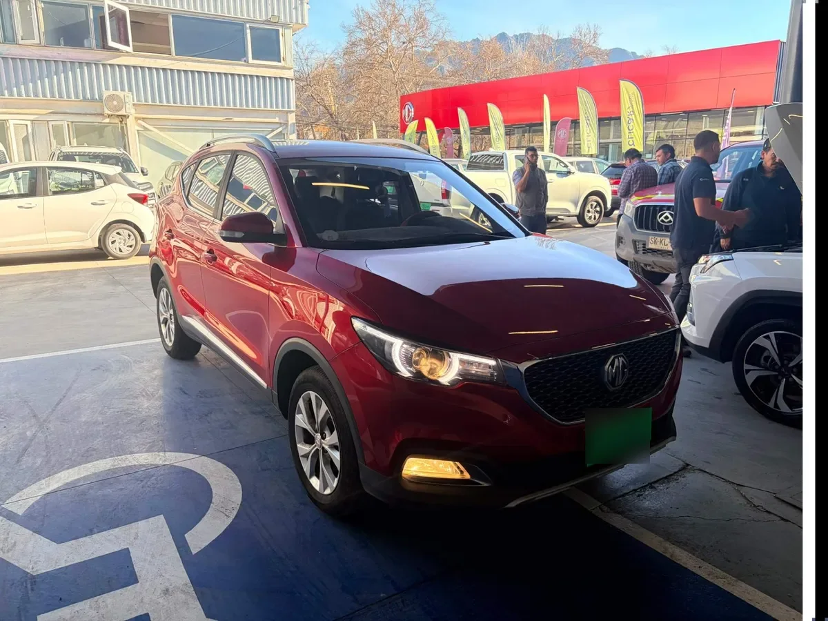 MG Mg Zs 1.5 Std 4x2 Mt 5p año 2023