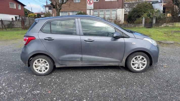 Hyundai Grand I10 1.2 Gls 4x2 Hb Ac 2ab Mt 5p año 2019