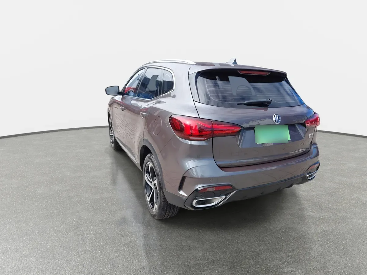 MG Hs 1.5t Dlx 2wd Dct At 5p año 2025