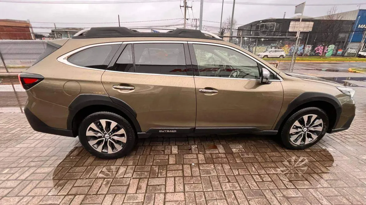 Subaru Outback 2.5i Touring Awd Cvt At 5p año 2026