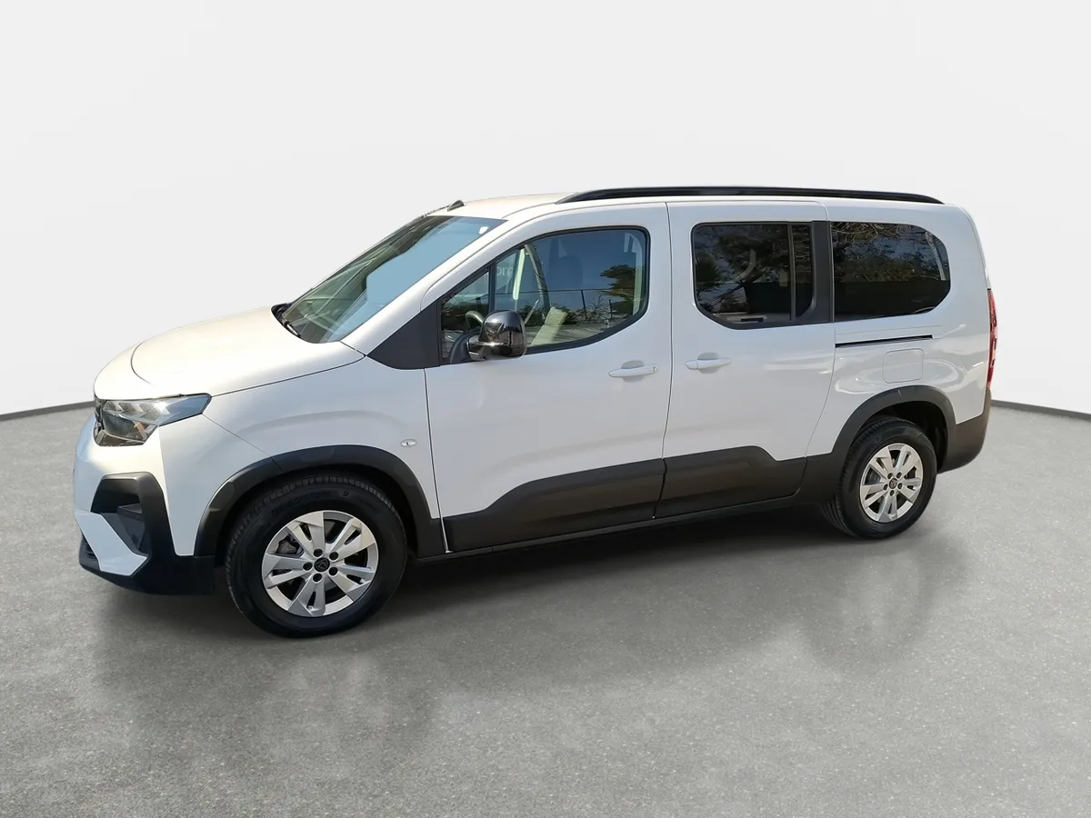 Peugeot Rifter 1.2 Mca Allure Puretech 130 4x2 Eat8 5p año 2026