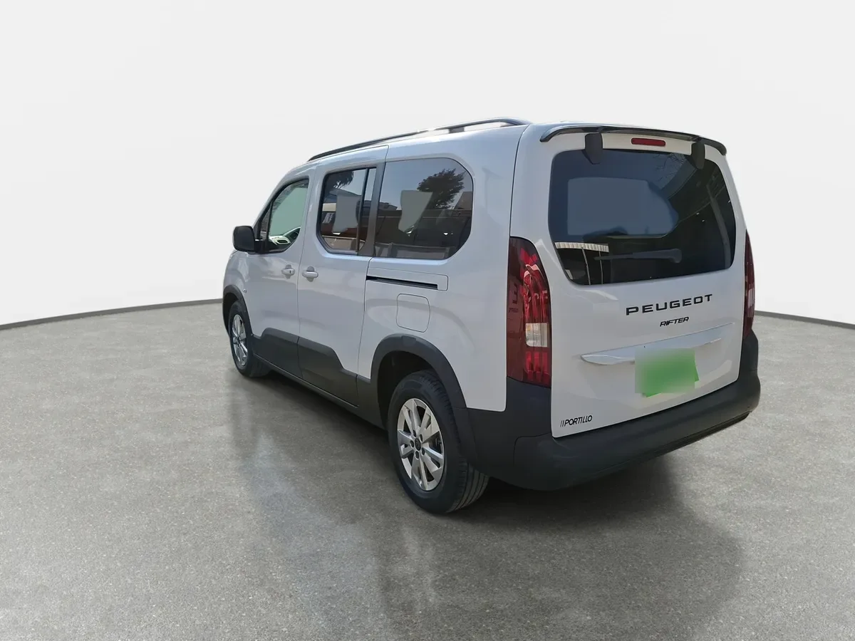 Peugeot Rifter 1.2 Mca Allure Puretech 130 4x2 Eat8 5p año 2026