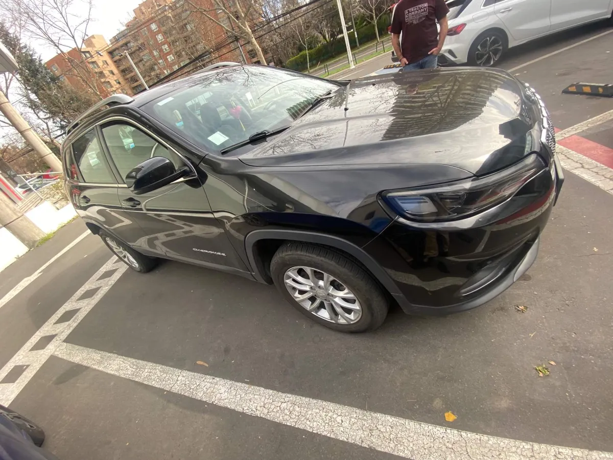 Jeep Cherokee 2.4 Longitude 4x2 At 5p año 2019