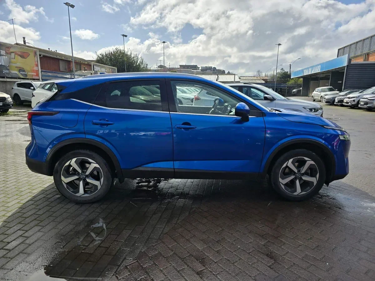 Nissan Qashqai 1.3t Advance 2wd Cvt At 5p año 2025