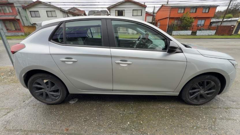 Opel Corsa 1.2 Edition 75hp 4x2 Mt5 5p año 2025