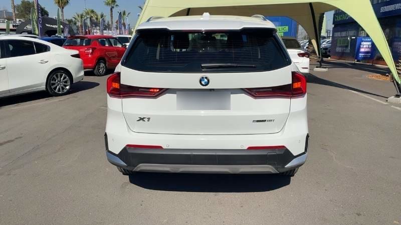 BMW X1 1.5t 18i Dynamic S-Drive 4x2 At 5p año 2025