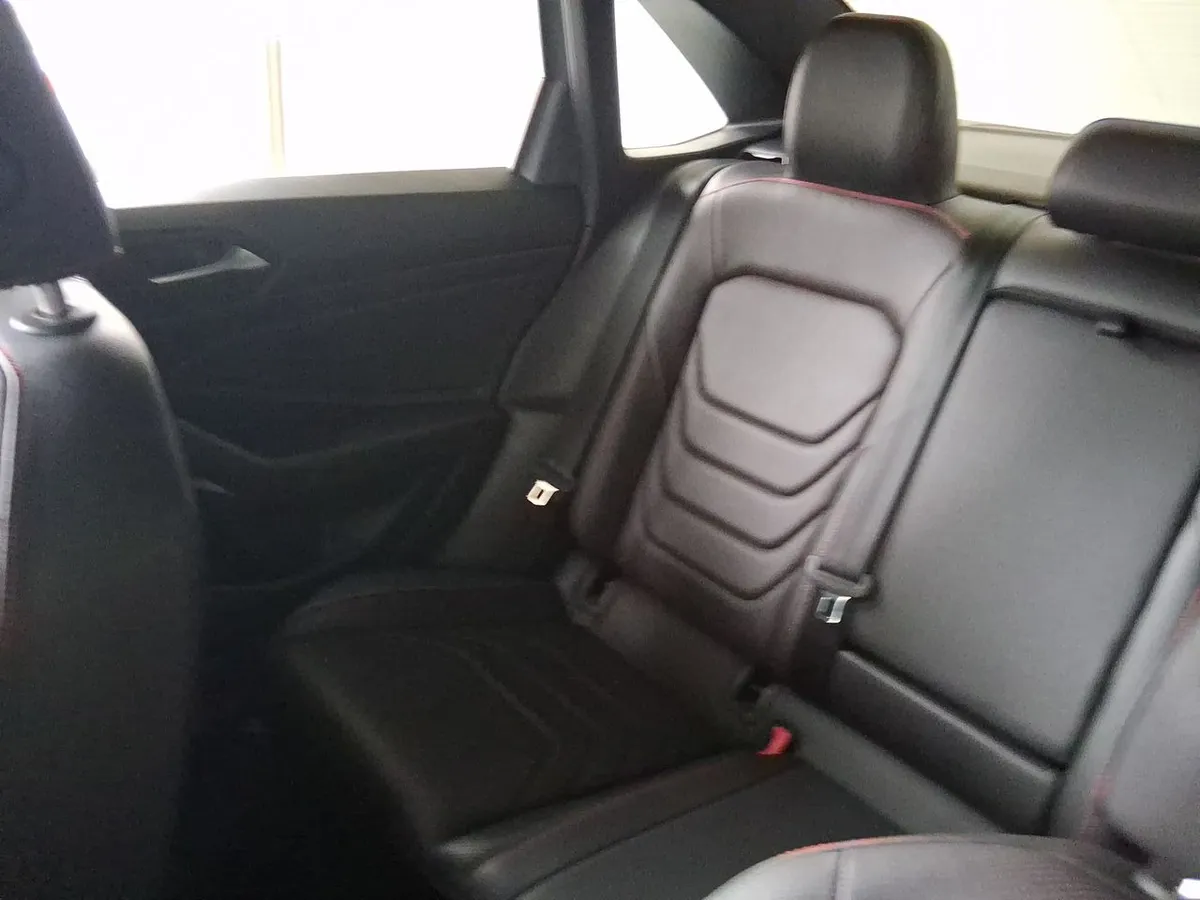 Volkswagen Jetta 2.0 Gli 4x2 At 4p año 2024