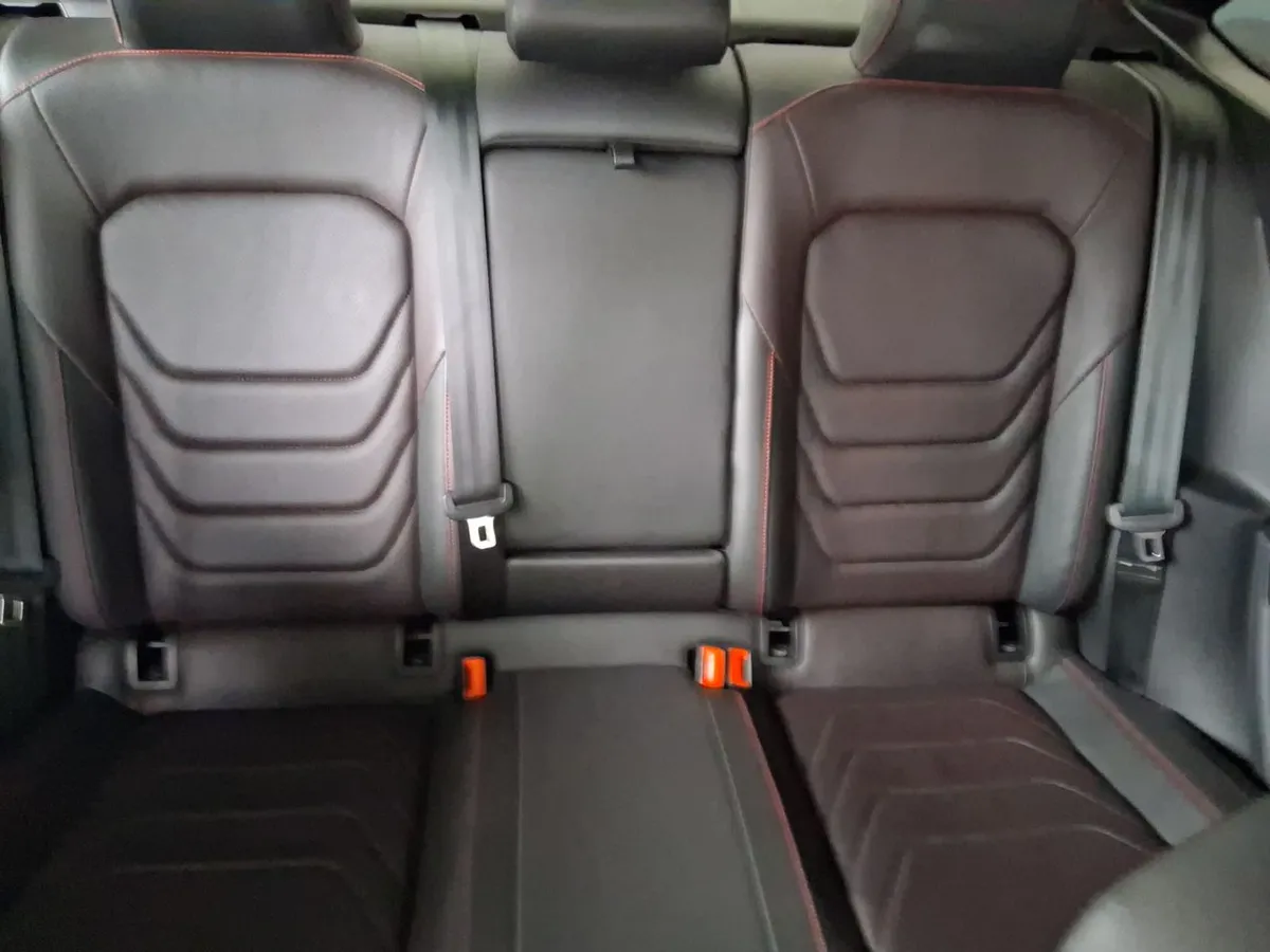 Volkswagen Jetta 2.0 Gli 4x2 At 4p año 2024