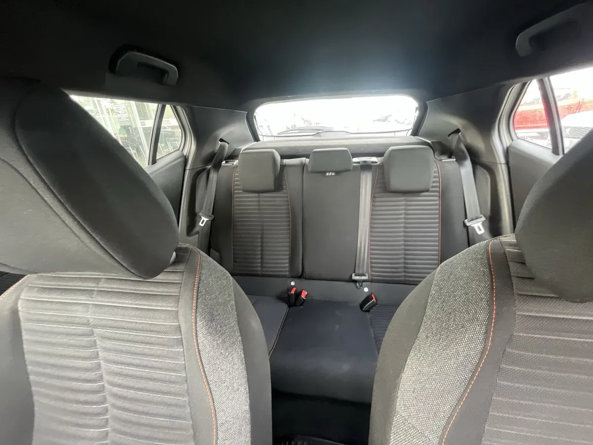 Peugeot 2008 1.2 Active Pack Puretech 130 4x2 Mt 5p año 2024