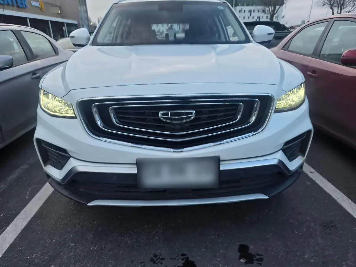 Geely Azkarra 1.5t Luxury 4x4 Dct 7at 5p año 2023