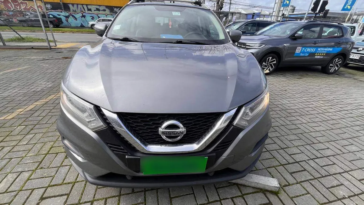 Nissan Qashqai 2.0 Sense 4x2 Mt 5p año 2019