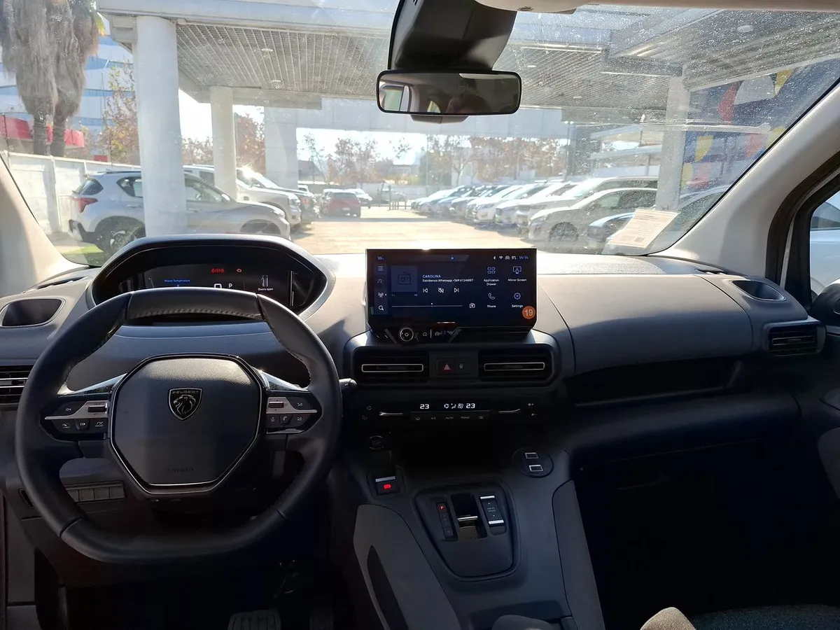 Peugeot Rifter 1.2 Mca Allure Puretech 130 4x2 Eat8 5p año 2026