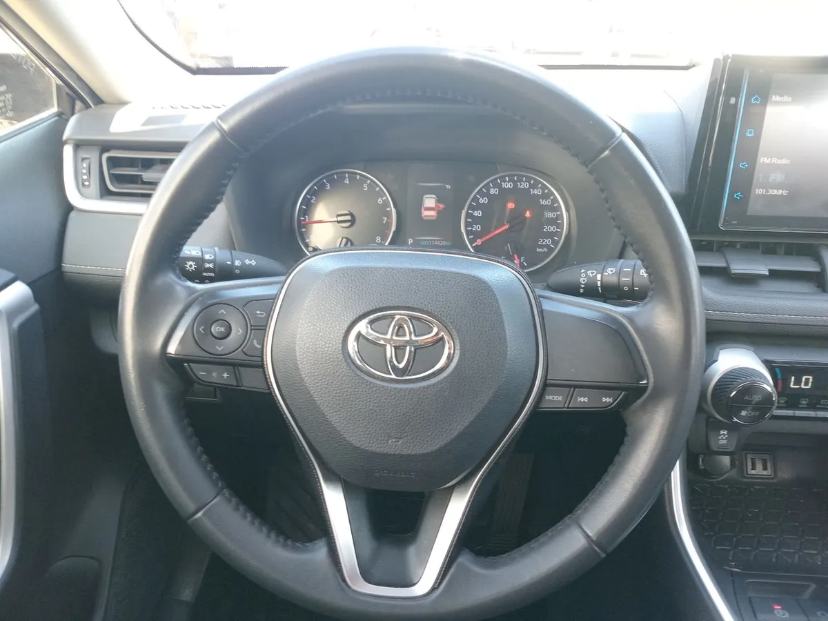 Toyota Rav 4 2.0 Le 4x2 Cvt At 5p año 2020