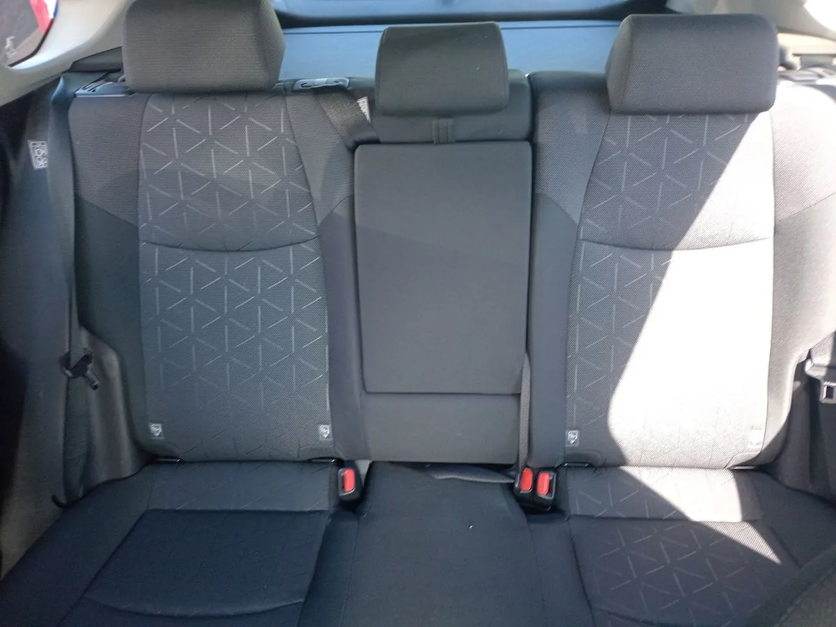 Toyota Rav 4 2.0 Le 4x2 Cvt At 5p año 2020