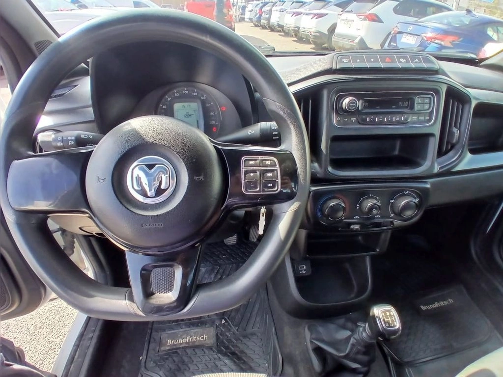 Ram 700 1.4 Slt 4x2 Cab. Sim. Mt 2p año 2021