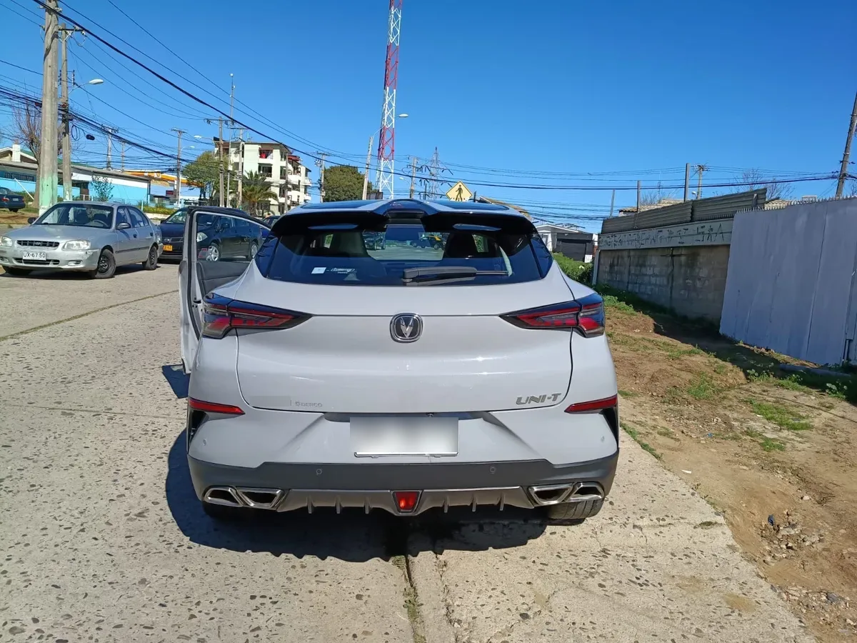 Changan UNI-T 1.5 Elite At año 2023