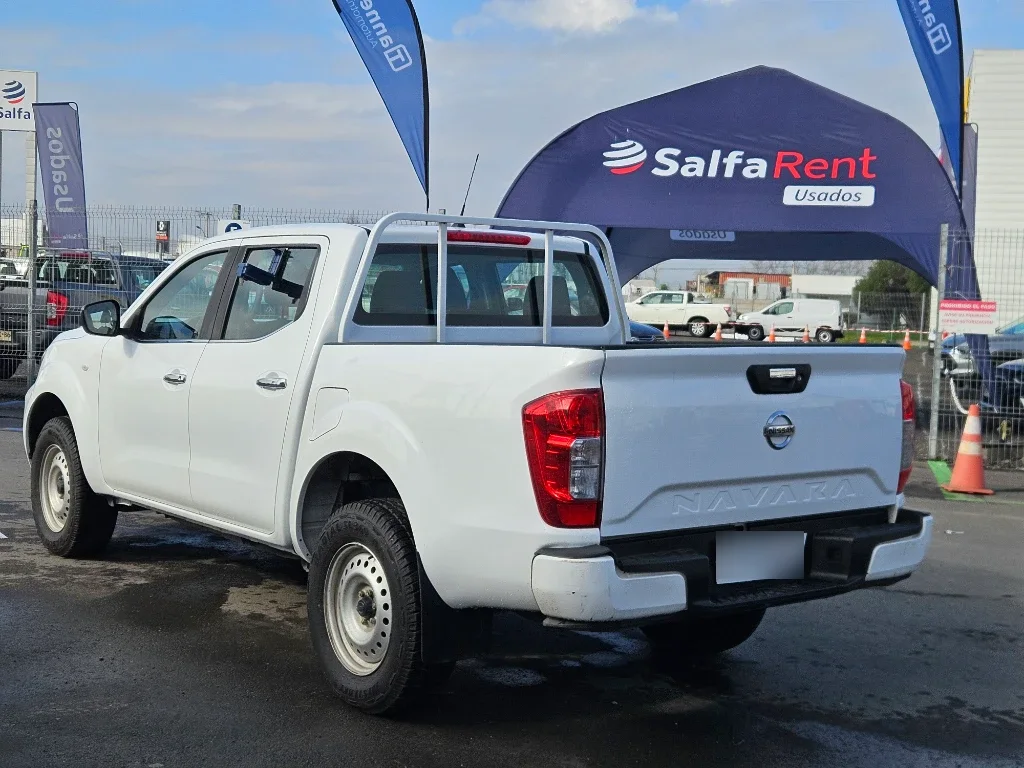 Nissan Navara Dc 4x2 2.3tdi Se año 2022