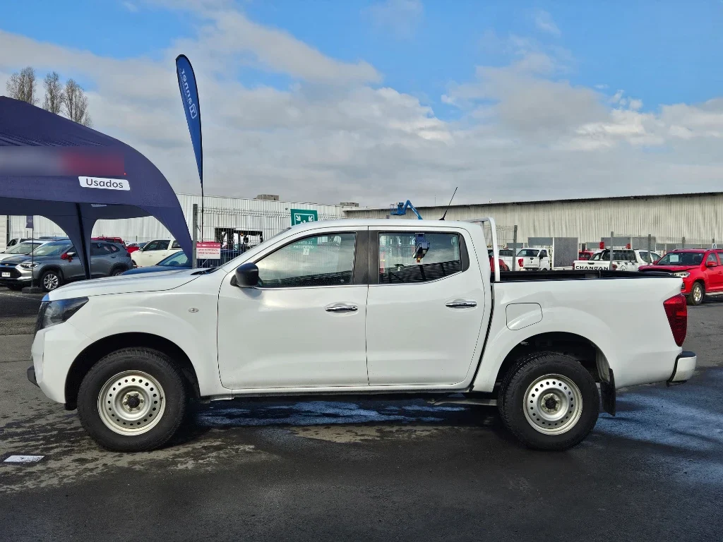 Nissan Navara Dc 4x2 2.3tdi Se año 2022