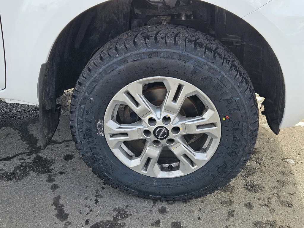 Nissan Navara Dc 4x4 2.3tdi Xe año 2023