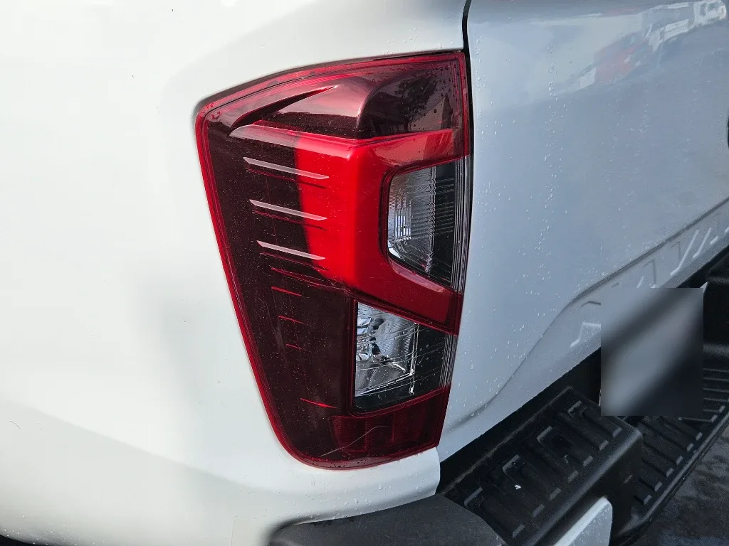 Nissan Navara Dc 4x4 2.3tdi Xe año 2023