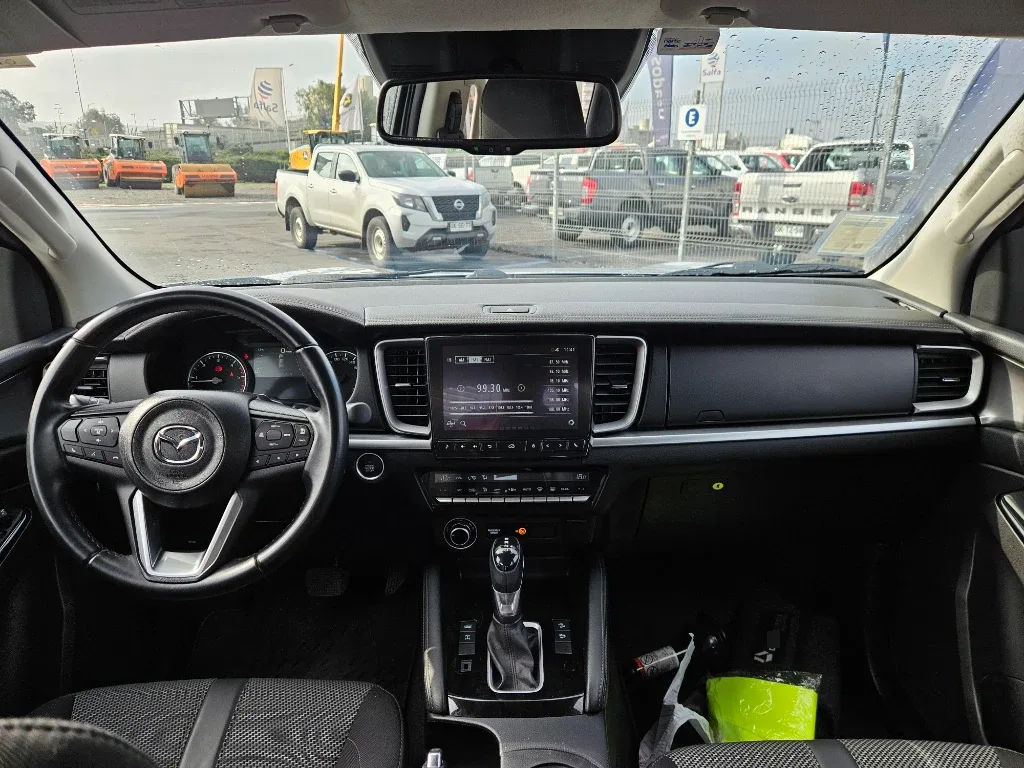 Mazda Bt-50 High 4x4 6at año 2025