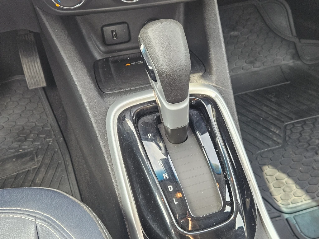 Chevrolet Tracker 1.2t Premier At P2 Onstar año 2024