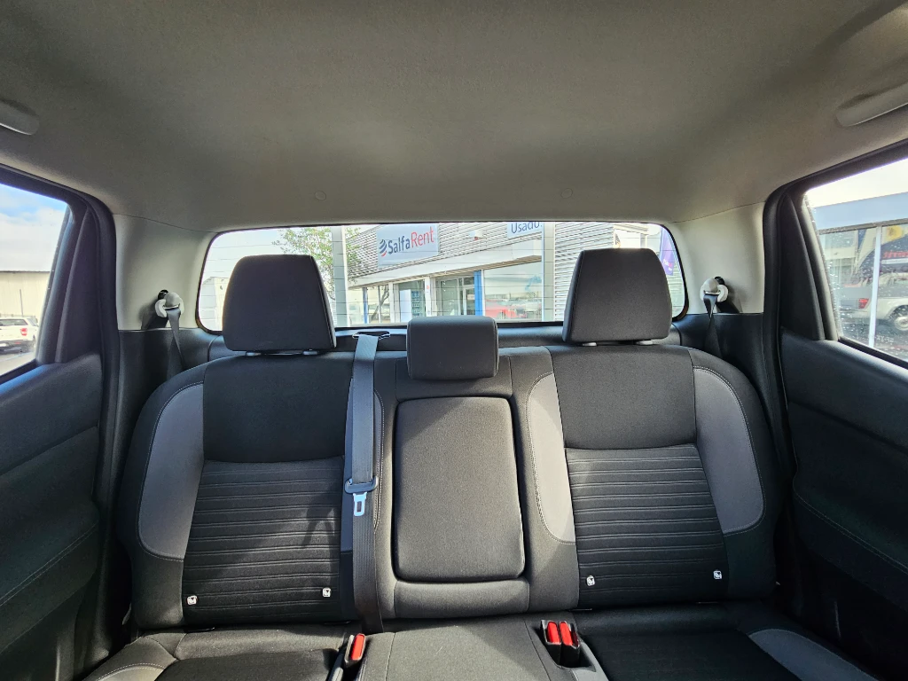 Nissan Navara Dc 4x2 2.3tdi Se año 2022
