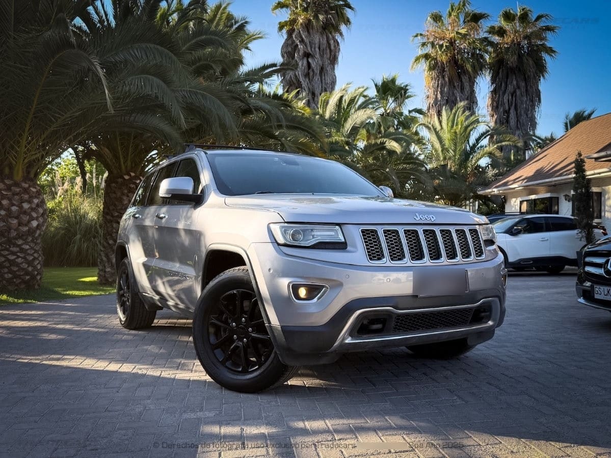 JEEP GRAND CHEROKEE 3.0 Td Laredo At 4x4 Diesel año 2016