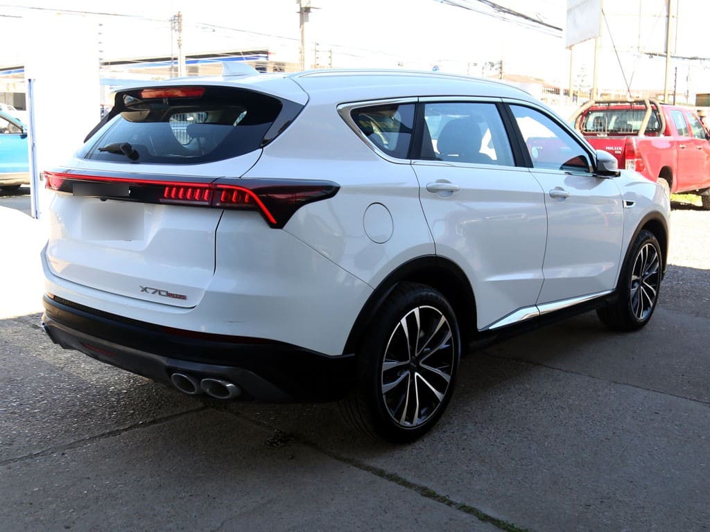 Jetour X70 Plus 1.5t Plus 4x2 At 5p año 2024