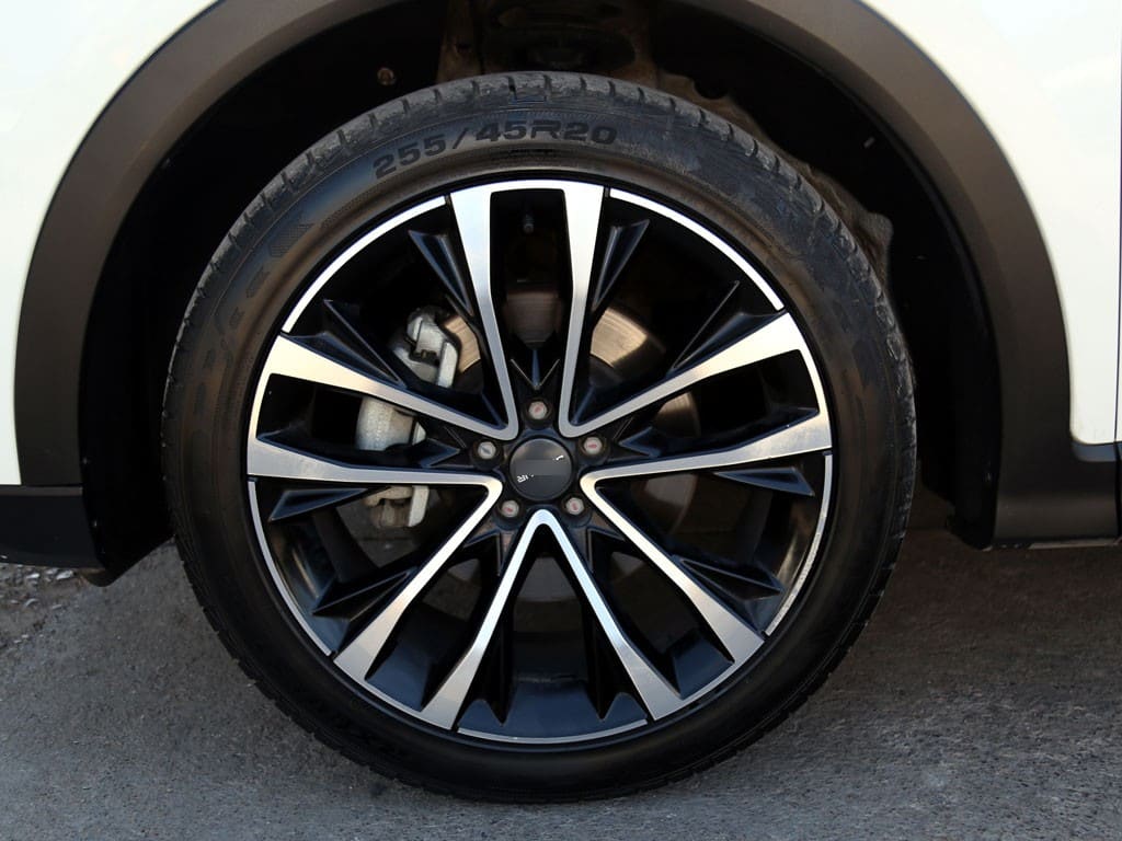 Jetour X70 Plus 1.5t Plus 4x2 At 5p año 2024