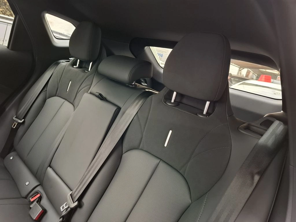 Omoda C7 1.6 Luxury At año 2026