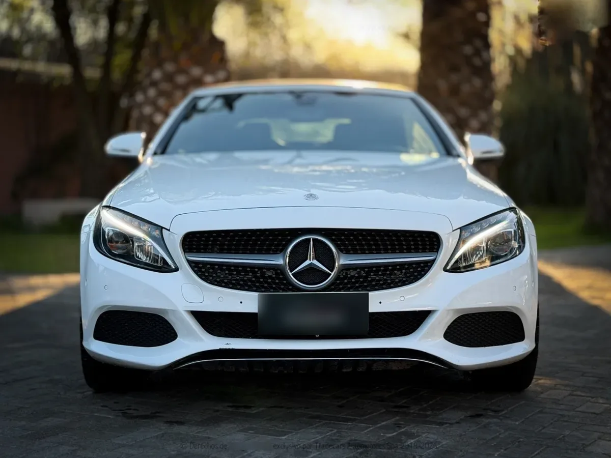 MERCEDES BENZ C200 2.0 Cabriolet At año 2017