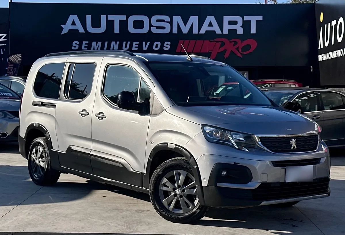PEUGEOT RIFTER 1.5 Allure Pack Puretech 130 At año 2024
