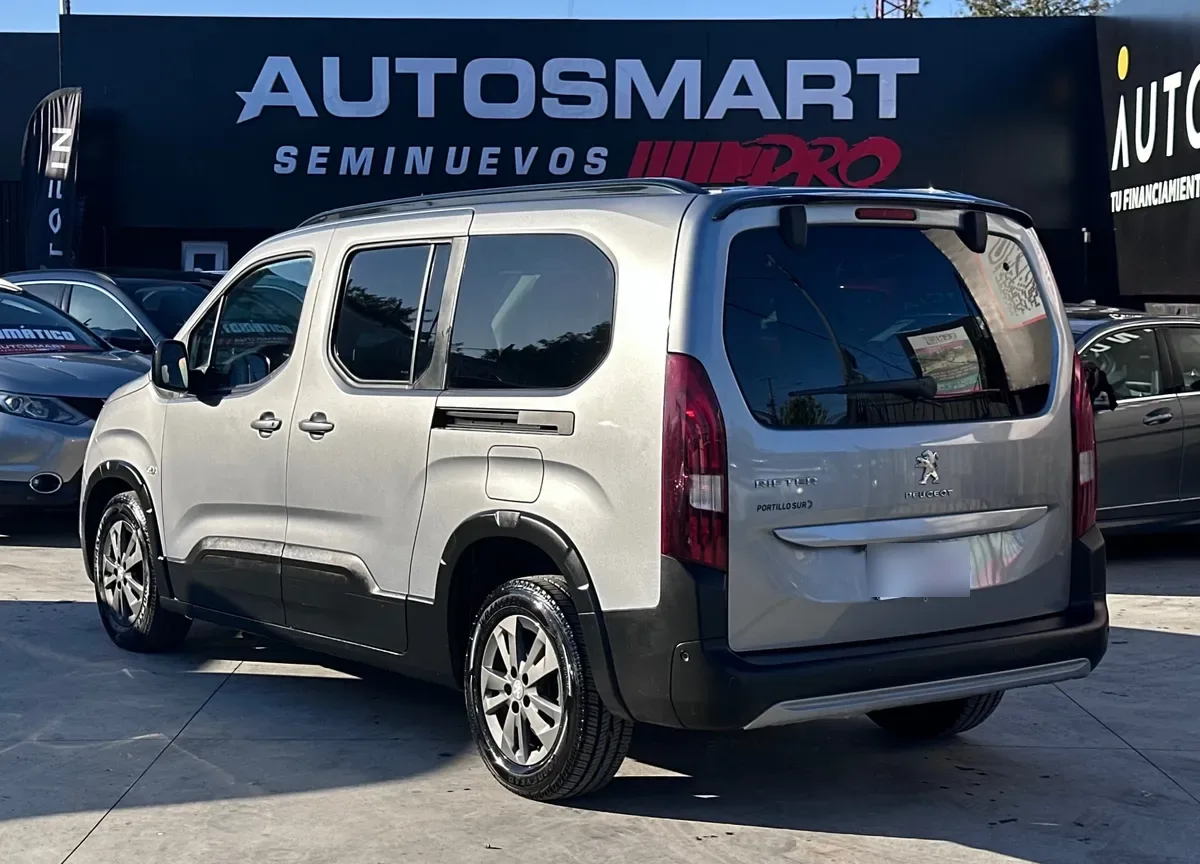 PEUGEOT RIFTER 1.5 Allure Pack Puretech 130 At año 2024