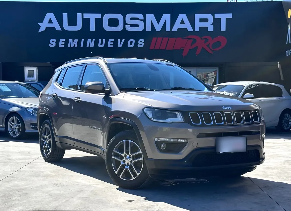 JEEP COMPASS 2.4 Longitude At año 2020