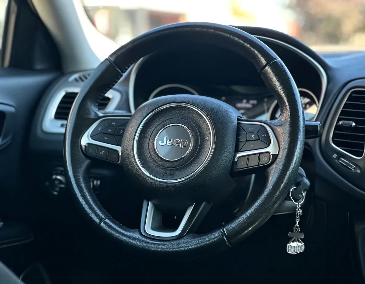 JEEP COMPASS 2.4 Longitude At año 2020