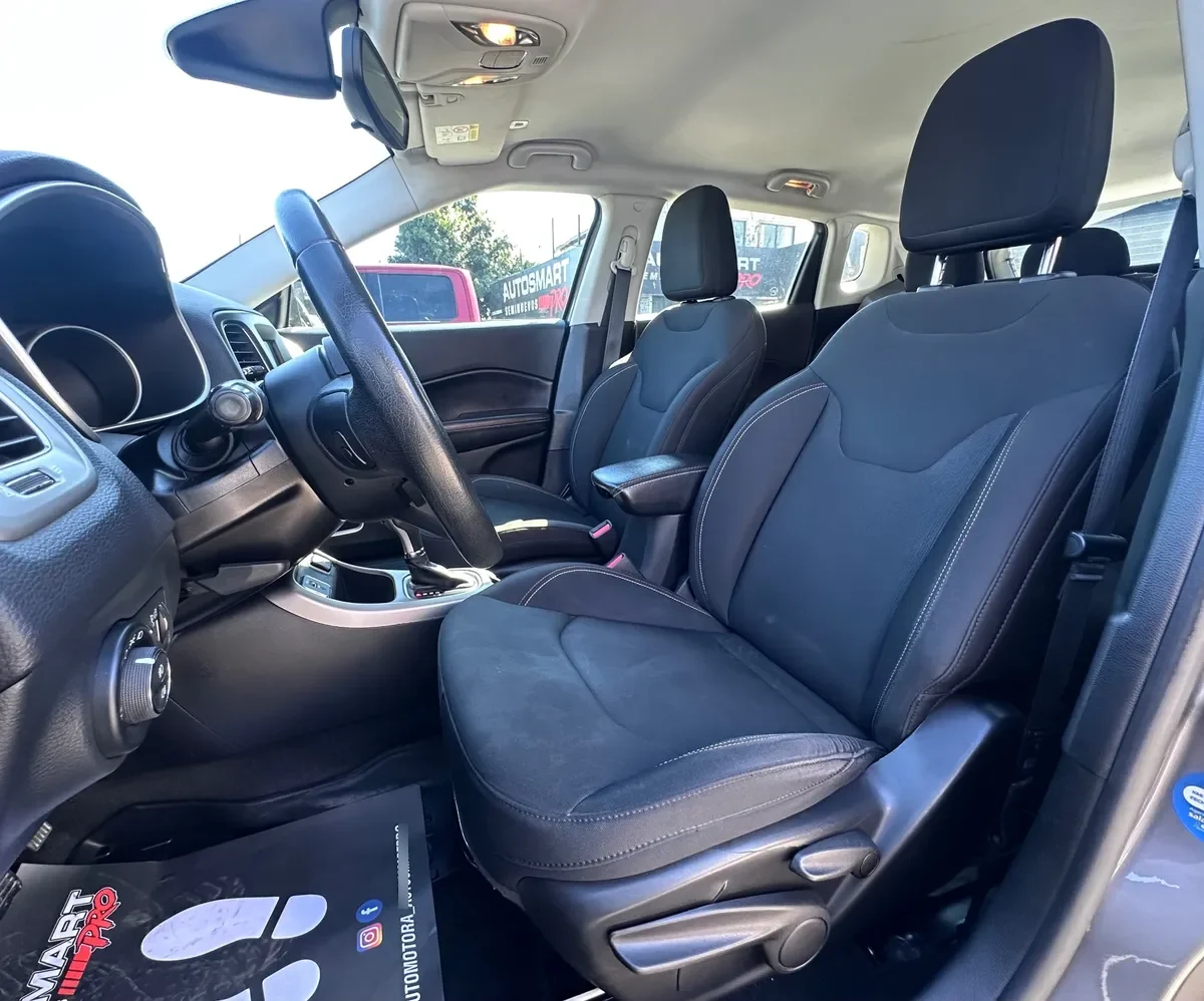 JEEP COMPASS 2.4 Longitude At año 2020