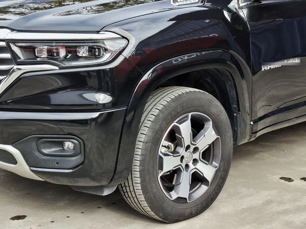 Ram Rampage 2.2 Laramie Diesel 4x4 Dob. Cab. At 4p año 2026
