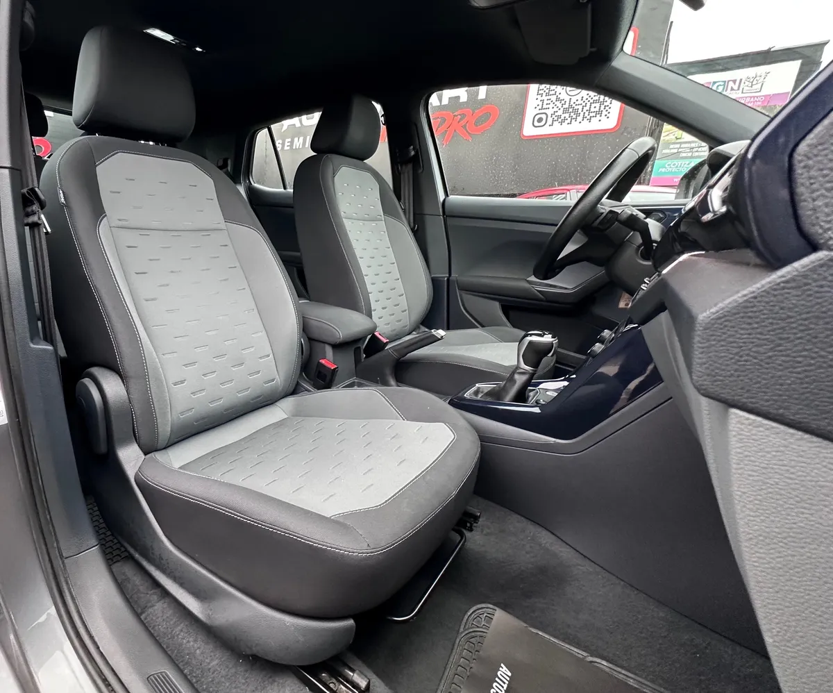 VOLKSWAGEN T-CROSS 1.0 Tsi Highline At año 2022