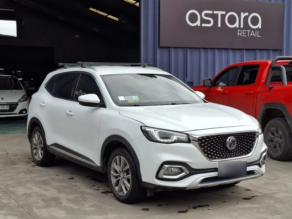 MG Hs 1.5t año 2020