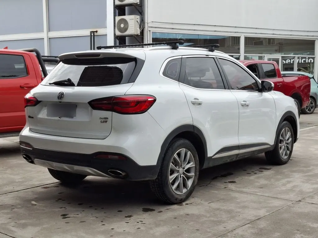 MG Hs 1.5t año 2020