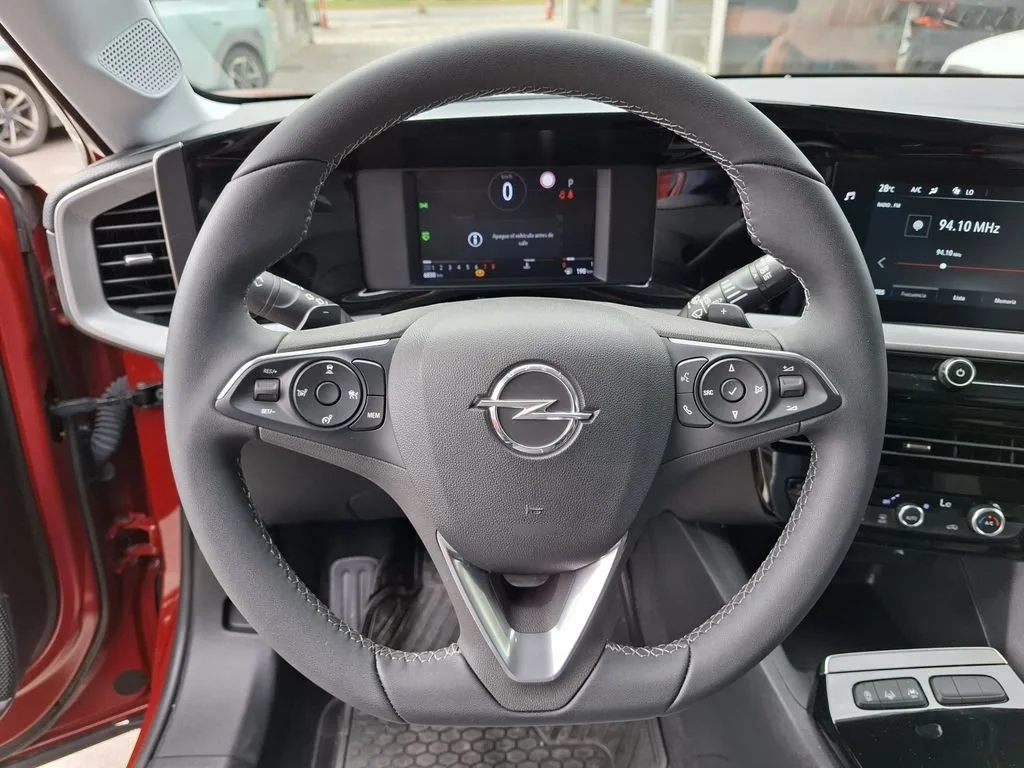 Opel Mokka At 1.2 año 2025