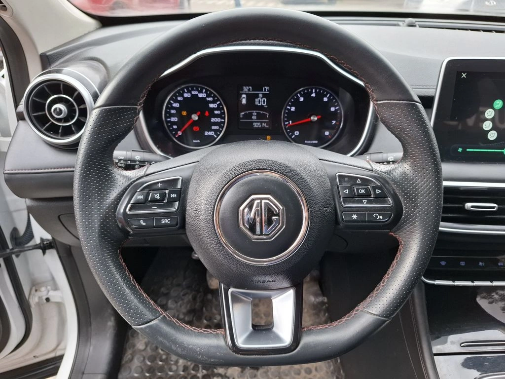 MG Hs 1.5t año 2020