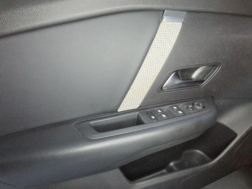 Citroen C4 1.2 Puretech 130 S&s Eat8 Shine At año 2022